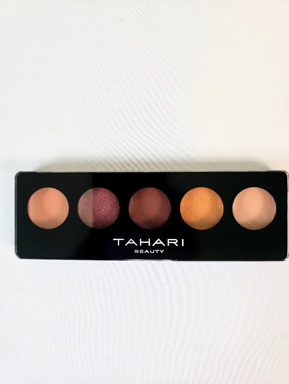 Tahari Beauty Dusk To Dawn Eyeshadow Palette New Matte Metallic Cosmetic Pigment